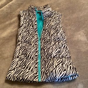 this is a juniors vest size 14/16